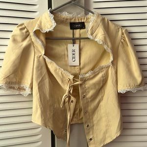 Super cute Cider Victorian corset shirt